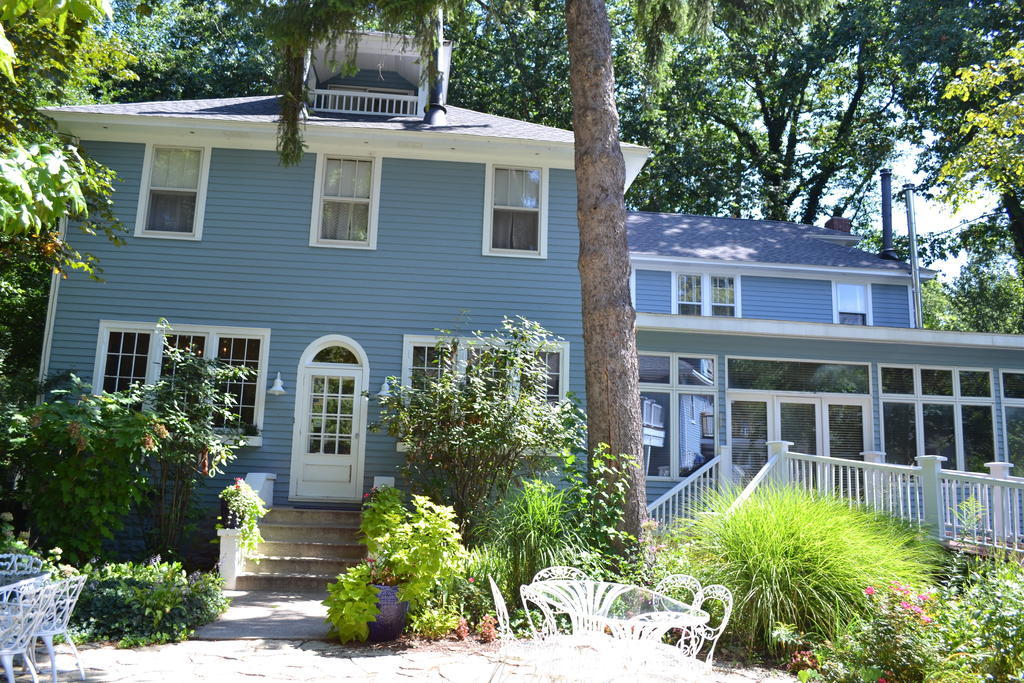 The Inn At Union Pier Exterior photo